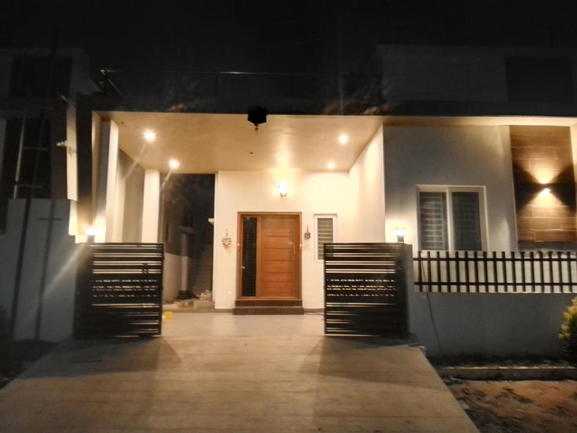 Shi'S 2Bhk Individual Villa @ Κοϊμπατόρε Εξωτερικό φωτογραφία
